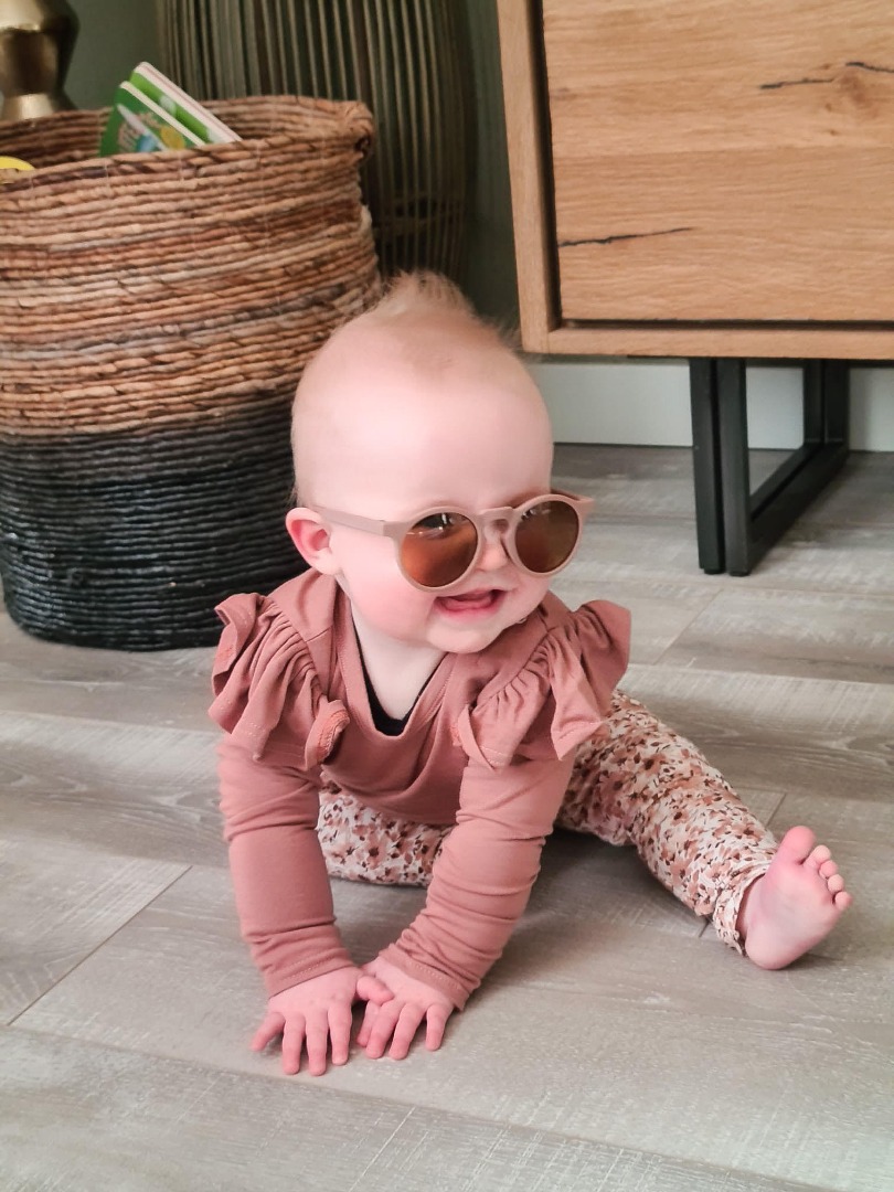 Gebeurt Nieuwjaar Sneeuwwitje Baby zonnebril - Made for Baby donker roze/paars - ZONNEBRILLEN - Made for  Baby